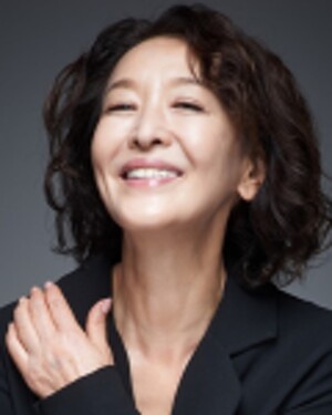 윤석화 배우, 뇌종양 투병 끝 별세
